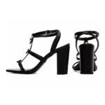 Sandália Salto Grosso 9cm em Napa Preta com Detalhes Dourados – Conforto e Elegância - Imagem 2