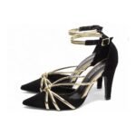 Scarpin Preto Nobuck com Salto Fino 9cm e Detalhe Ouro - Imagem 3