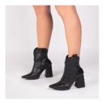 Bota Bico Fino Preta Cano Médio com Salto Alto 9cm Feminina - Imagem 10